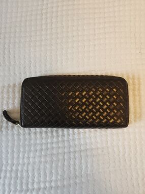 Woven Leather Zip-Around Wallet - Dark Brown